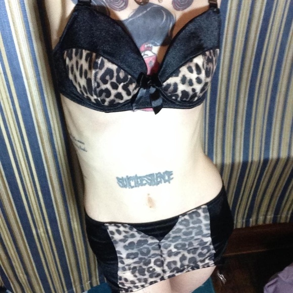 Women's cheetah print lingerie set, sz SM, Leg Ave - Picture 1 of 7